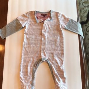 7 For all Mankind Never been worn button up onesie
